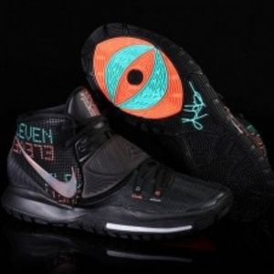 Nike men's shoes size 10 US